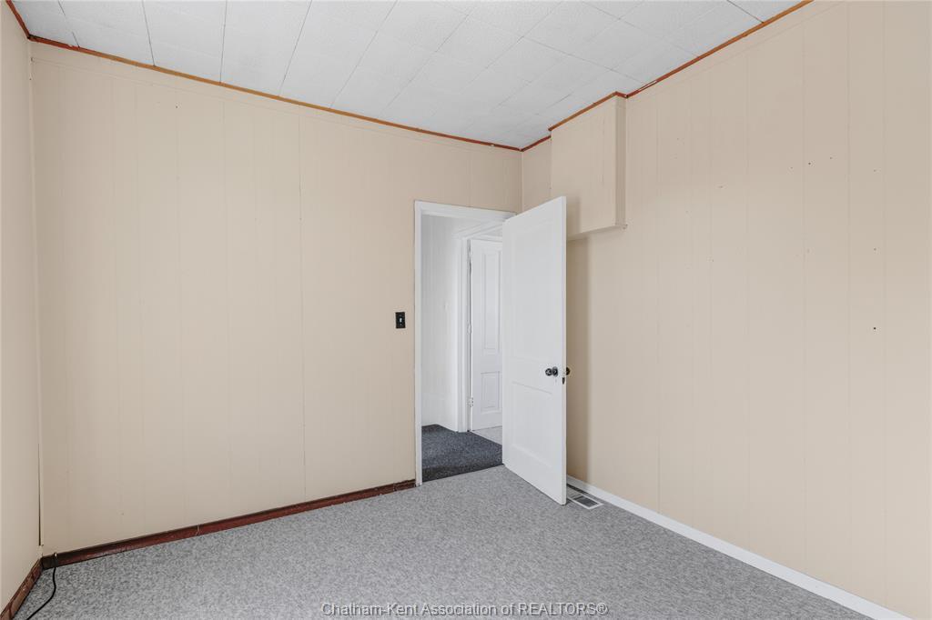 18 Richmond Street, Chatham, ON