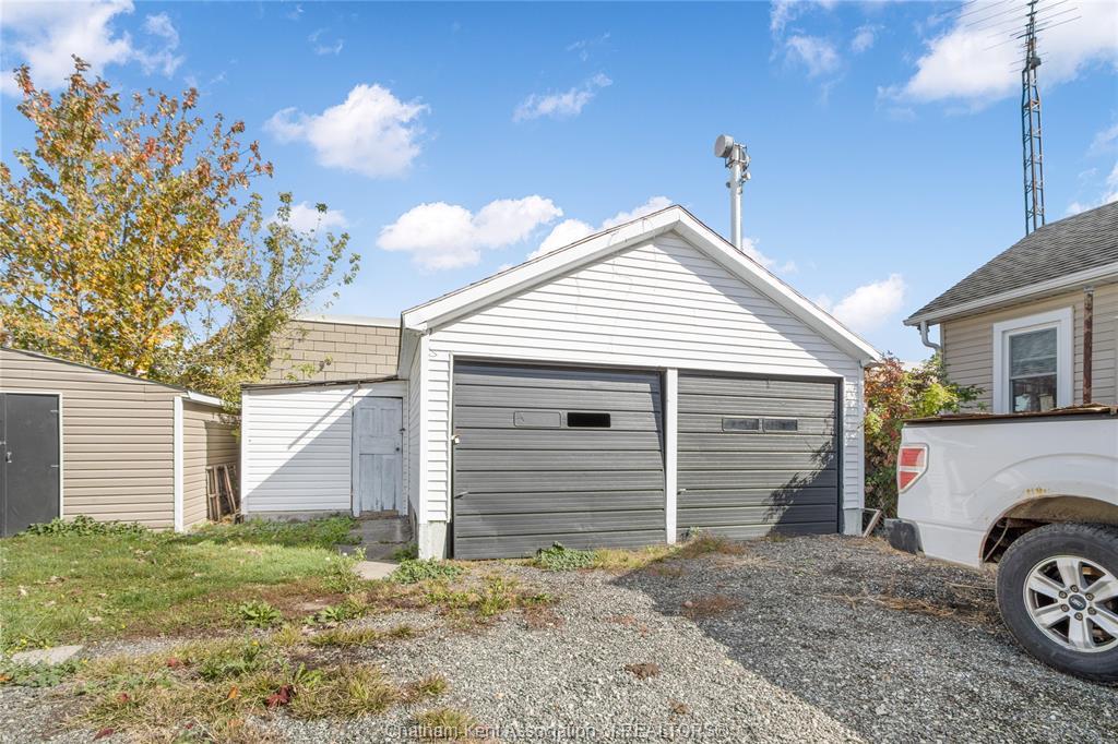 18 Richmond Street, Chatham, ON