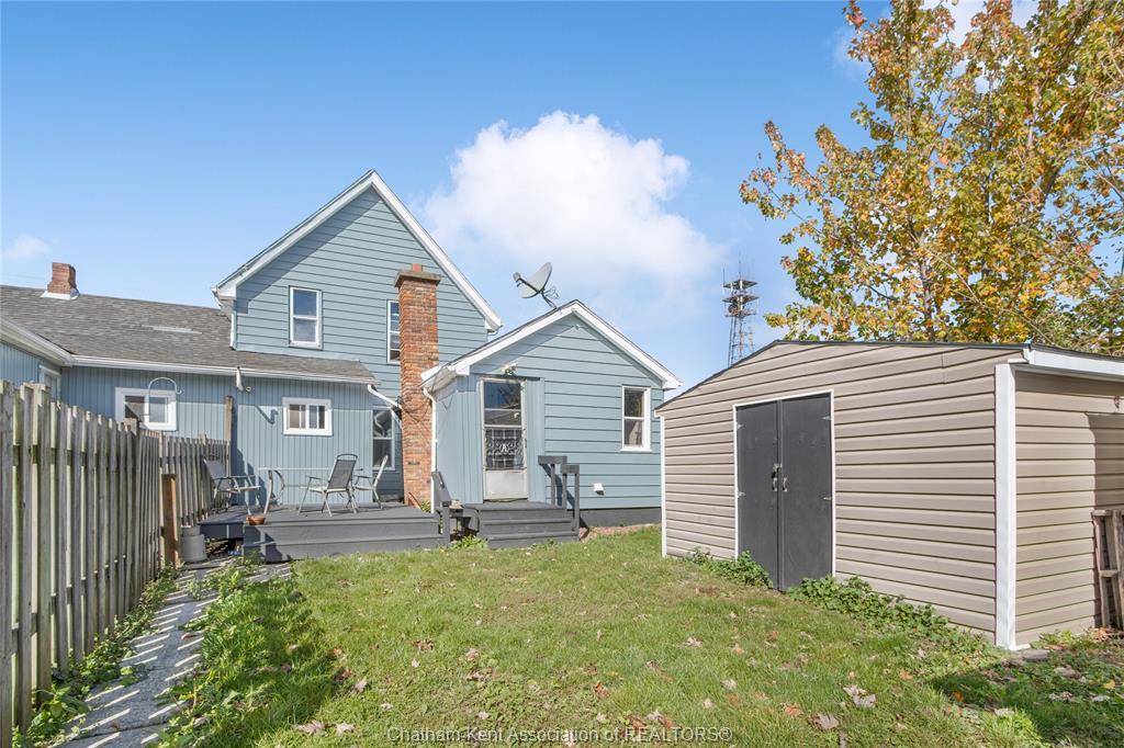 18 Richmond Street, Chatham, ON