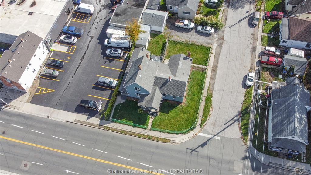 18 Richmond Street, Chatham, ON