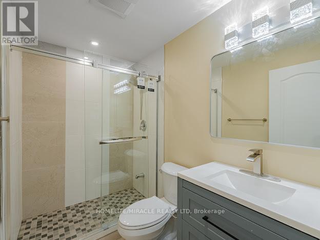 1969 Hawker Private, Ottawa, ON - Indoor Photo Showing Bathroom