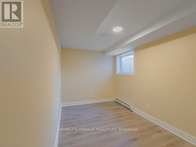 1969 Hawker Private, Ottawa, ON - Indoor Photo Showing Other Room