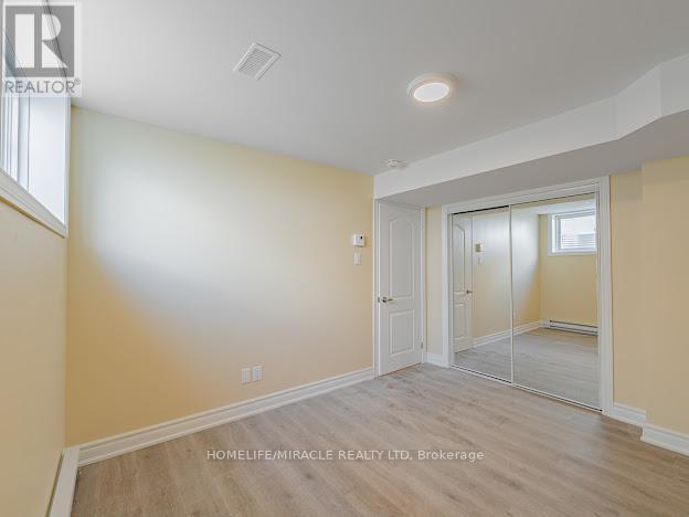 1969 Hawker Private, Ottawa, ON - Indoor Photo Showing Other Room