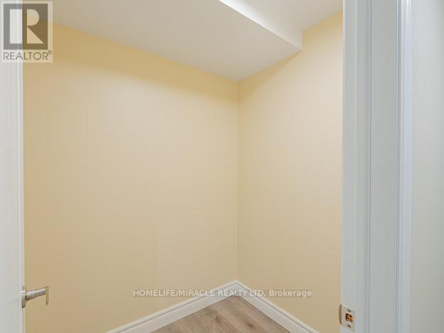 1969 Hawker Private, Ottawa, ON - Indoor Photo Showing Other Room