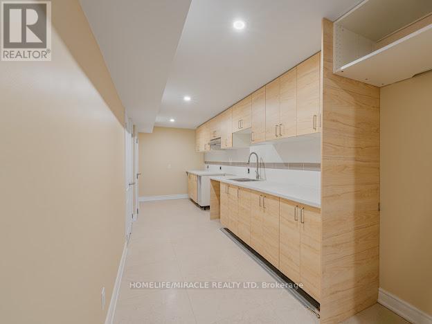 1969 Hawker Private, Ottawa, ON - Indoor