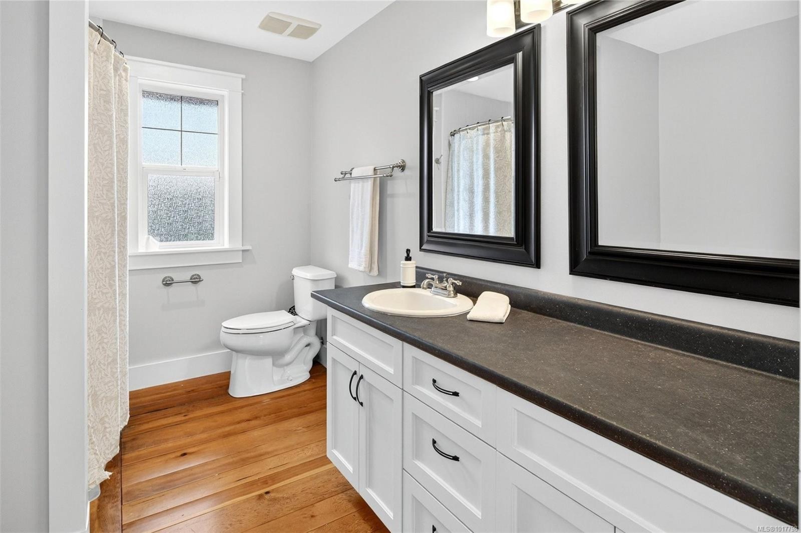 319 Stebbings Rd, Shawnigan Lake, BC