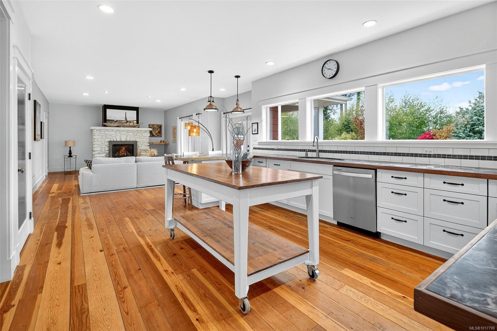 319 Stebbings Rd, Shawnigan Lake, BC