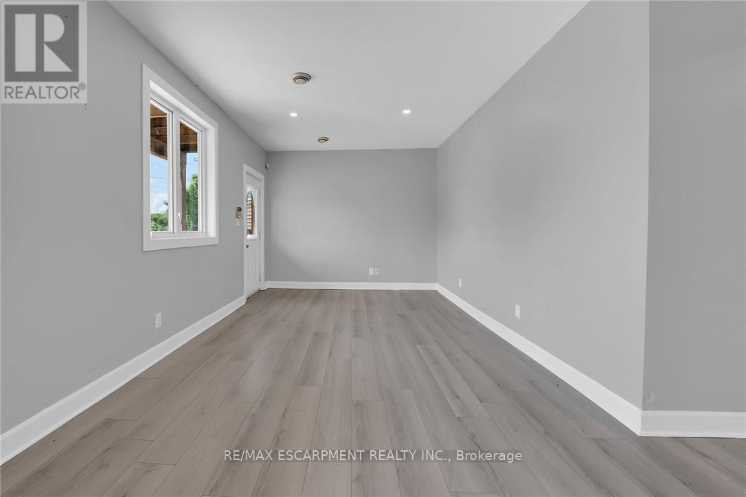 8 Nickel Street, Port Colborne, ON - Indoor Photo Showing Other Room