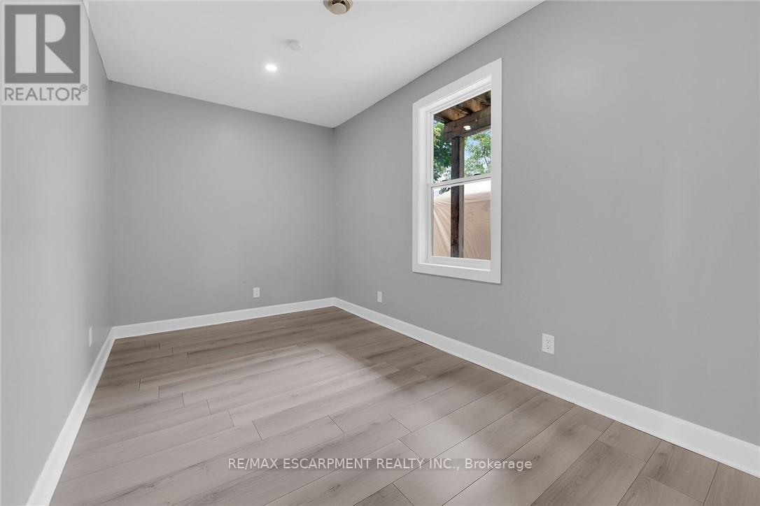 8 Nickel Street, Port Colborne, ON - Indoor Photo Showing Other Room