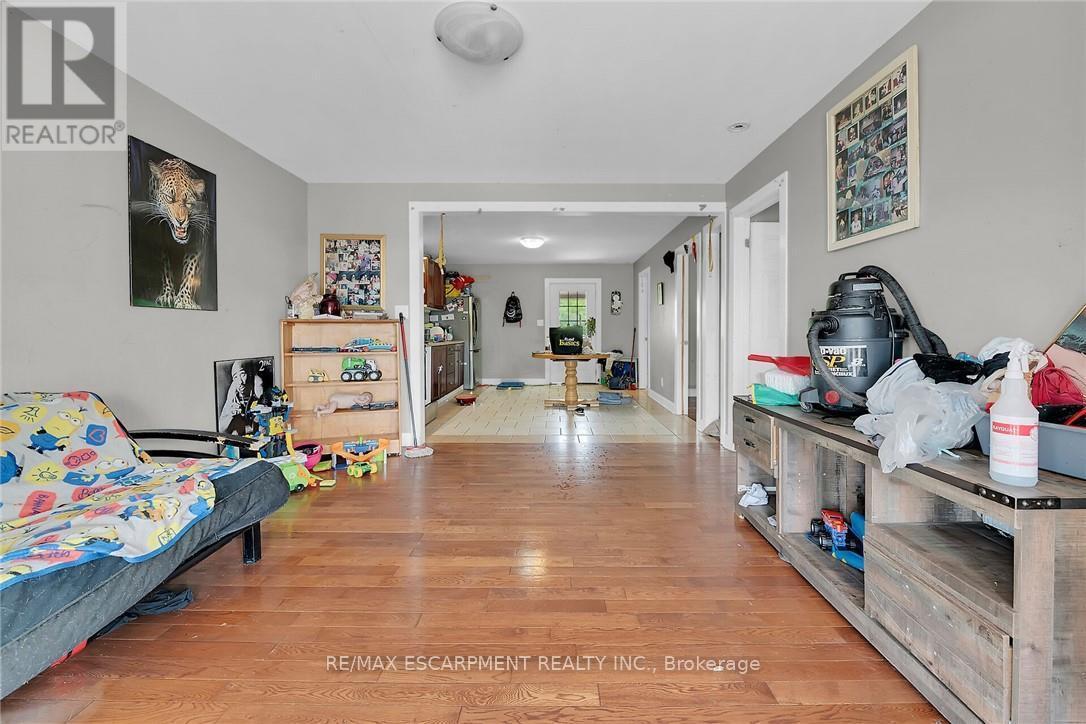 8 Nickel Street, Port Colborne, ON - Indoor Photo Showing Other Room