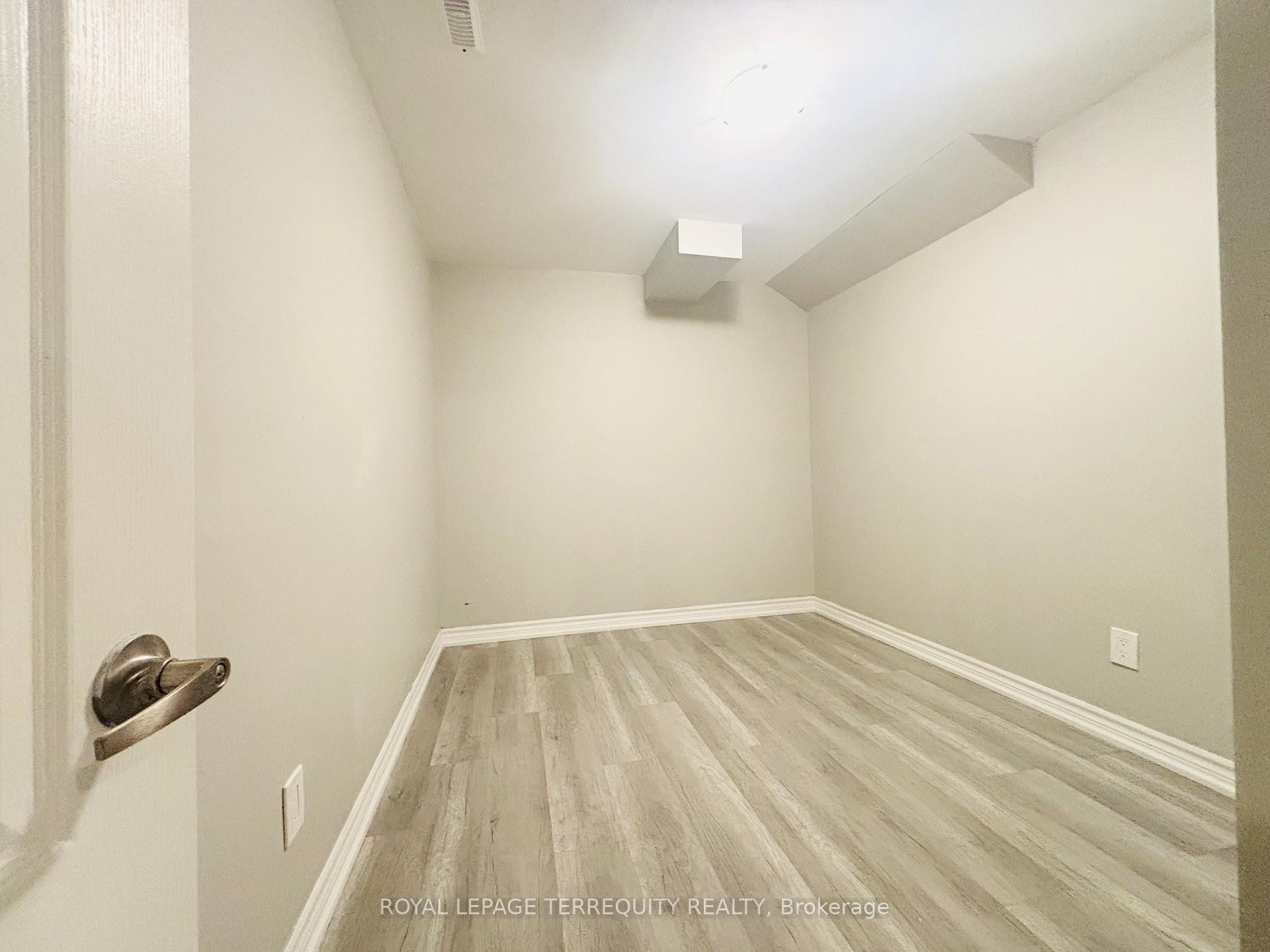 3863 Skyview Street, Mississauga, ON