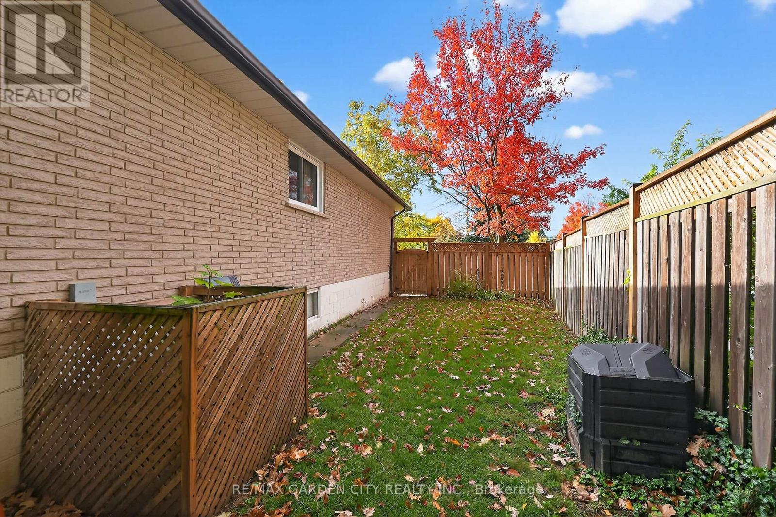 120 Kinross Street, Haldimand, ON - Outdoor With Exterior