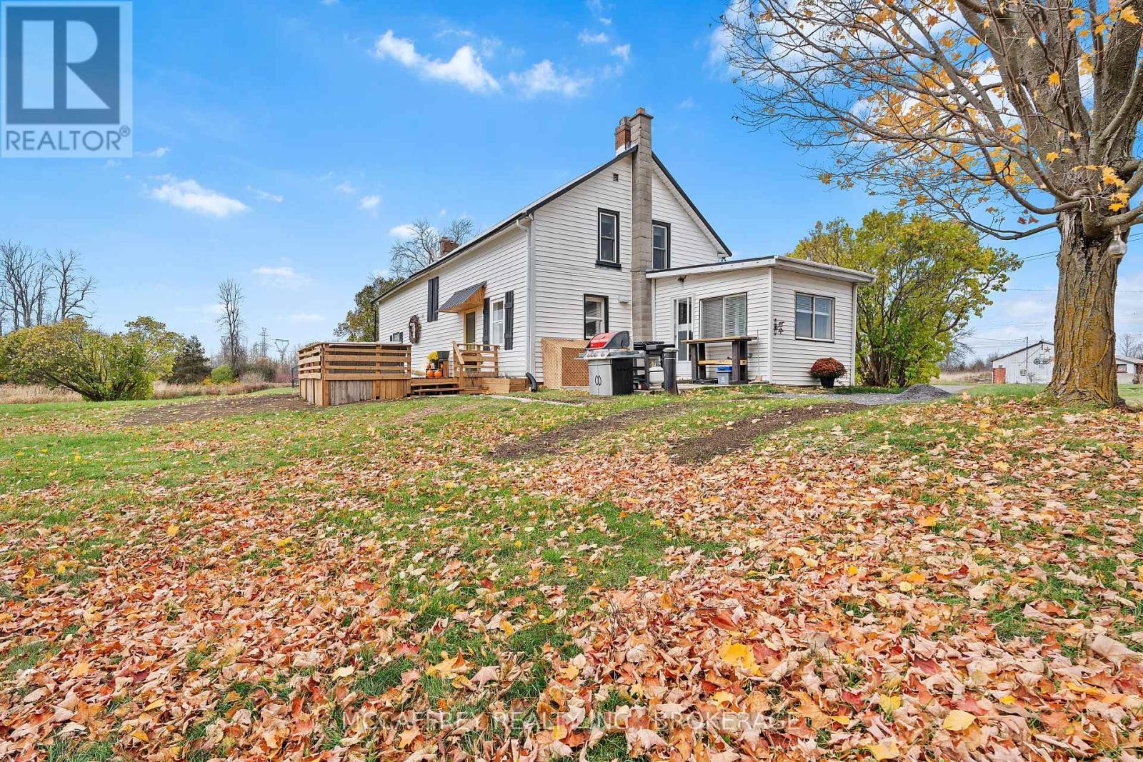 1549 Doyle Road, Loyalist (Lennox And Addington - South), ON - Outdoor