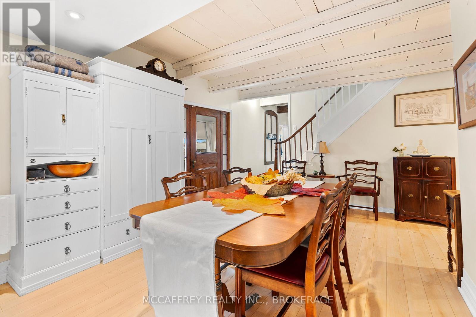 1549 Doyle Road, Loyalist (Lennox And Addington - South), ON - Indoor Photo Showing Dining Room