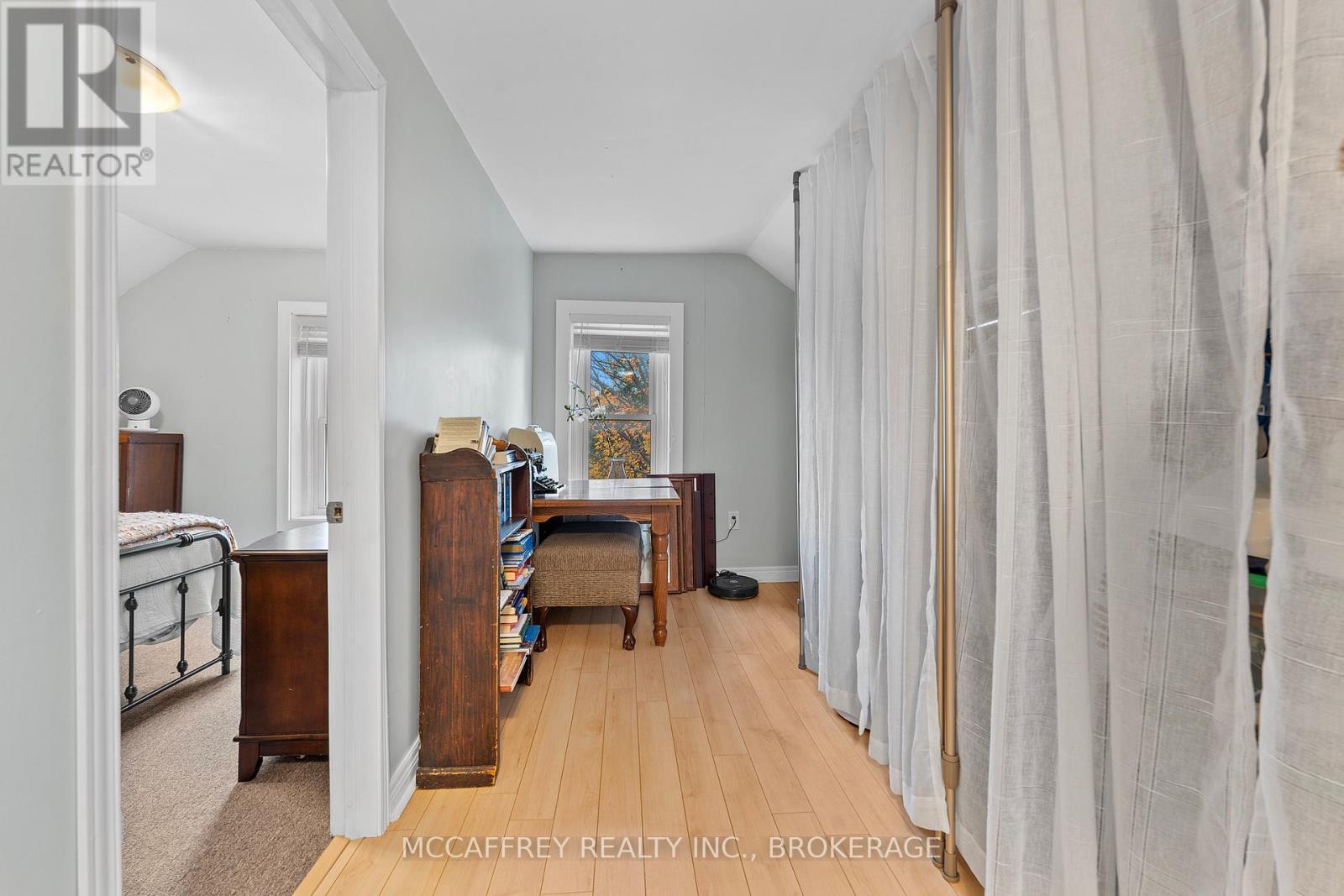 1549 Doyle Road, Loyalist (Lennox And Addington - South), ON - Indoor Photo Showing Other Room