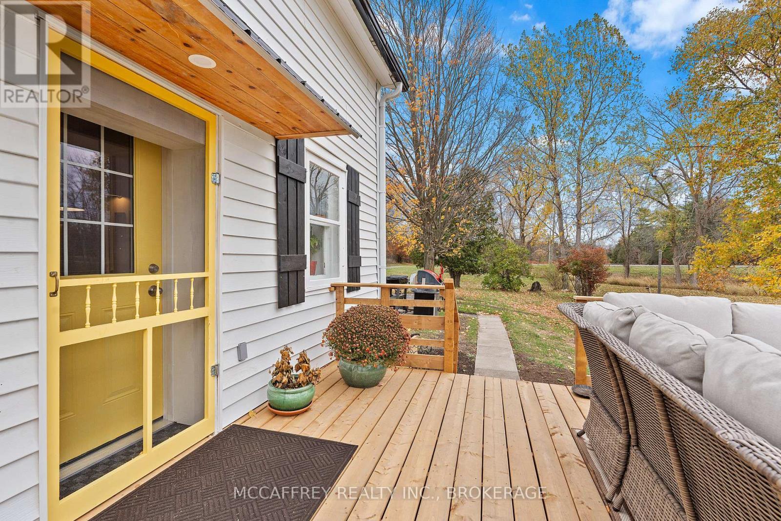 1549 Doyle Road, Loyalist (Lennox And Addington - South), ON - Outdoor