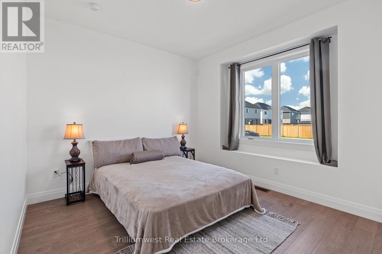 155 Mcleod Street, North Middlesex (Parkhill), ON - Indoor Photo Showing Bedroom