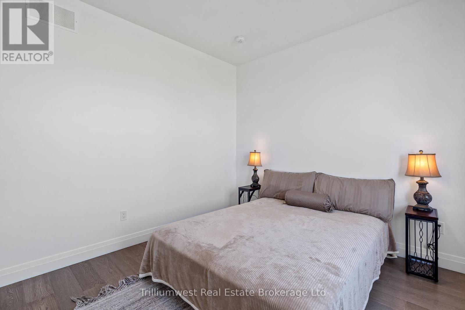 155 Mcleod Street, North Middlesex (Parkhill), ON - Indoor Photo Showing Bedroom
