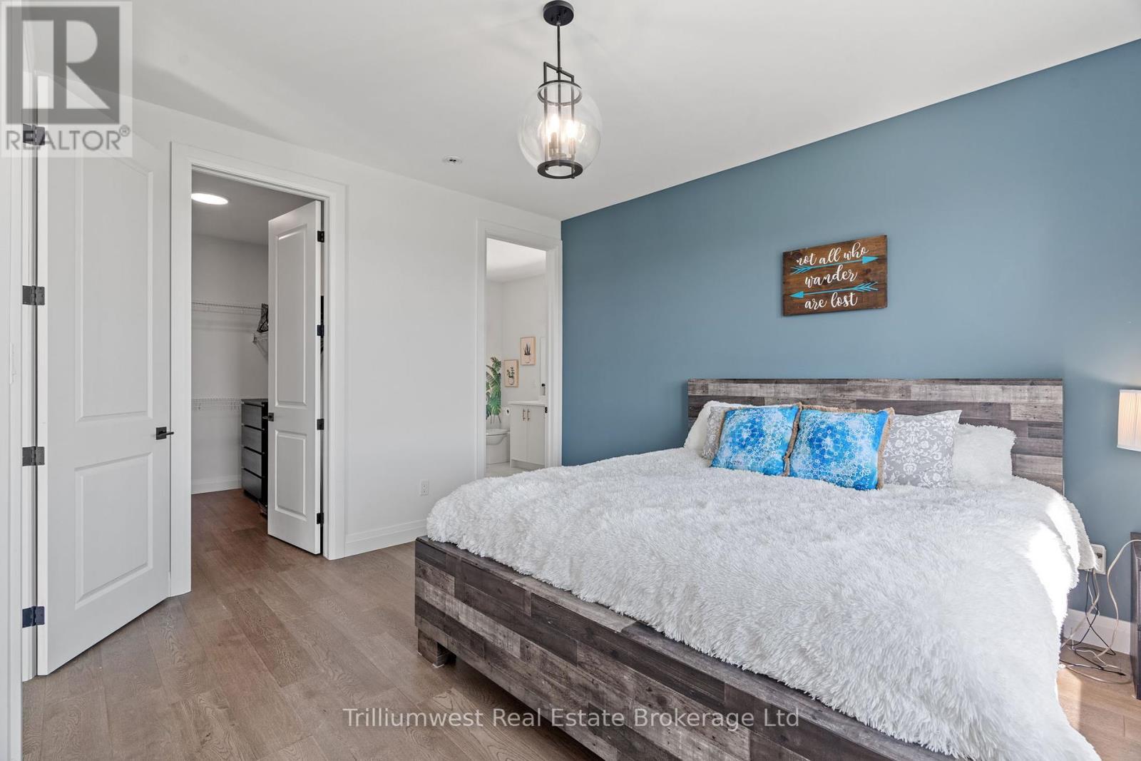 155 Mcleod Street, North Middlesex (Parkhill), ON - Indoor Photo Showing Bedroom