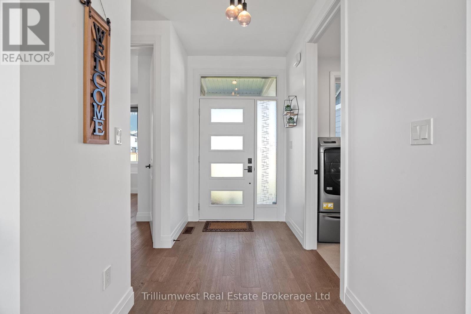 155 Mcleod Street, North Middlesex (Parkhill), ON - Indoor Photo Showing Other Room