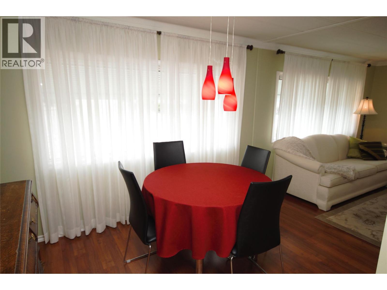 Nook - 145 6601 Tucelnuit Drive, Oliver, BC