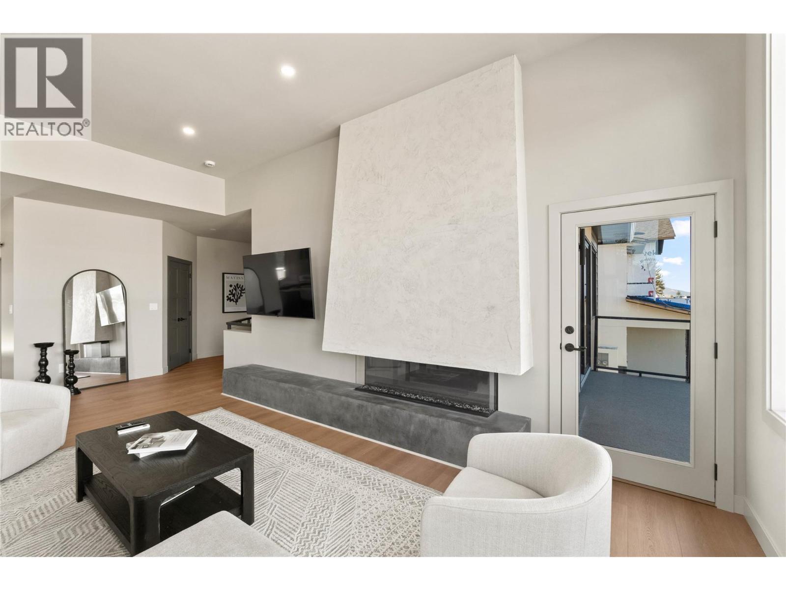 2256 Coldwater Drive, Kamloops, BC - Indoor Photo Showing Living Room With Fireplace