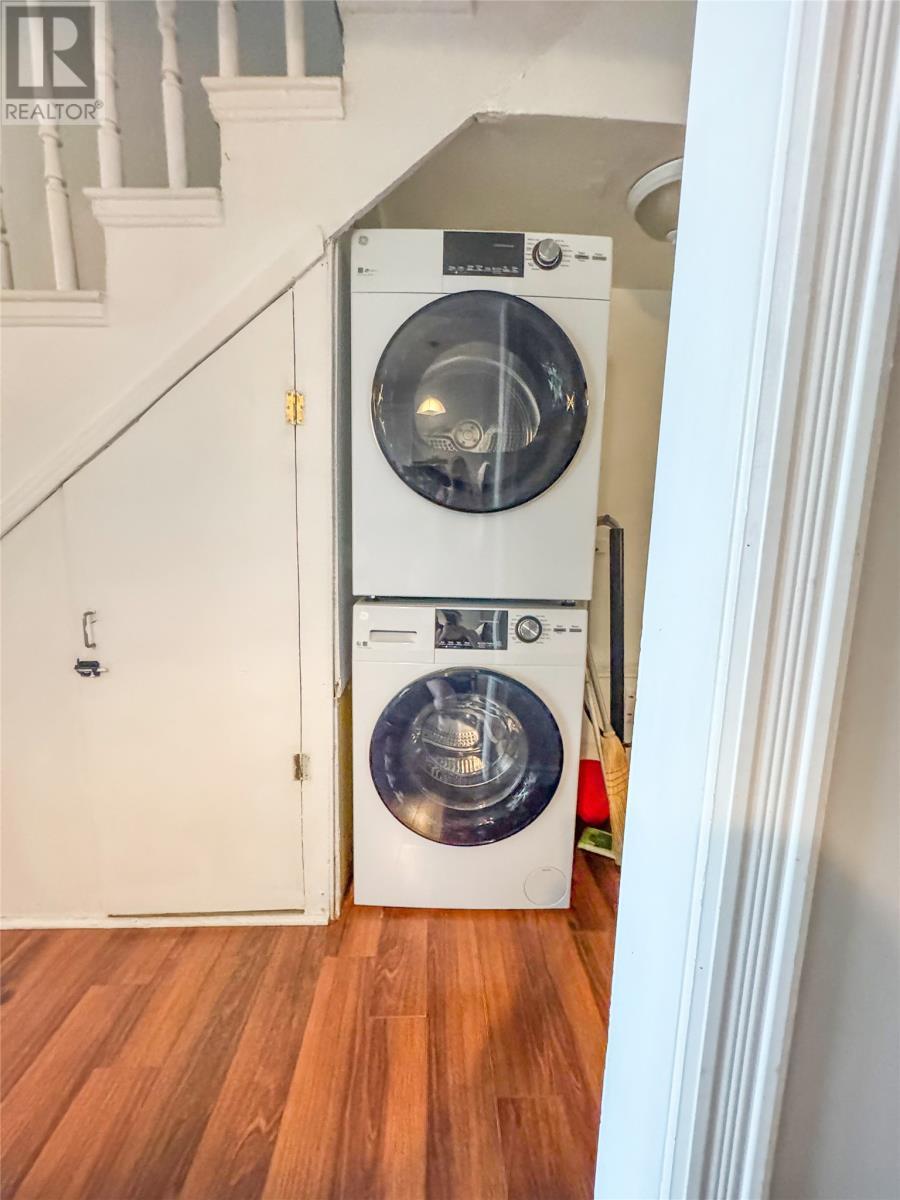 114 Queens Road, St. John'S, NL - Indoor Photo Showing Laundry Room
