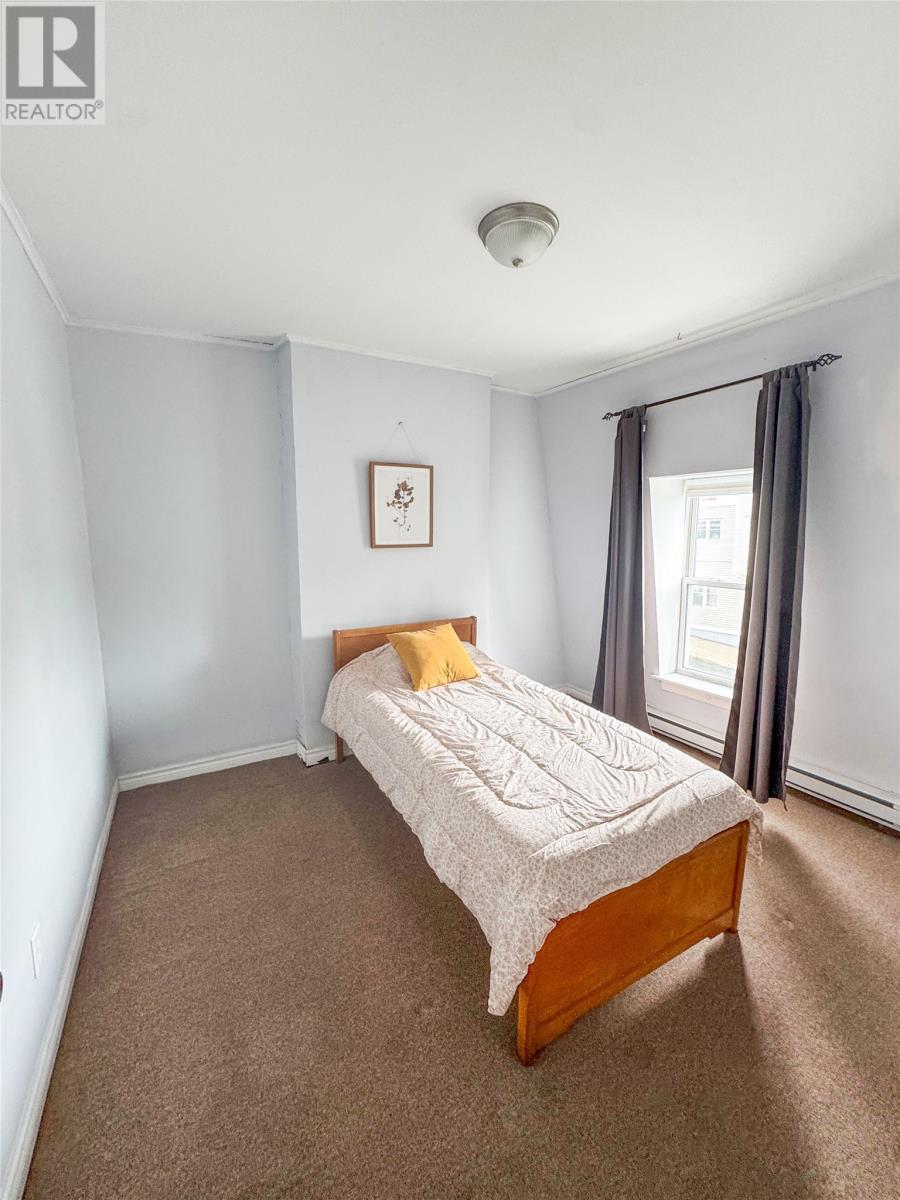 114 Queens Road, St. John'S, NL - Indoor Photo Showing Bedroom