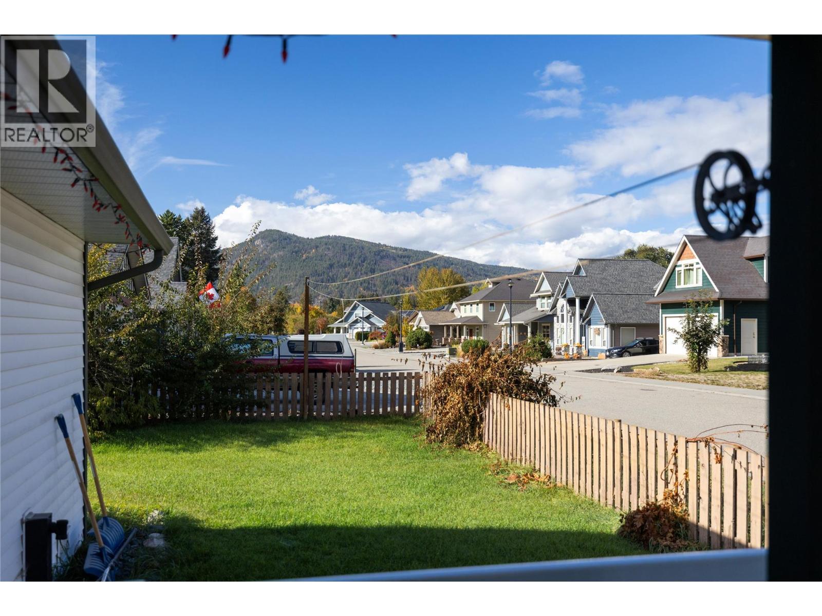 3035 Hayden Drive, Armstrong, BC - Outdoor