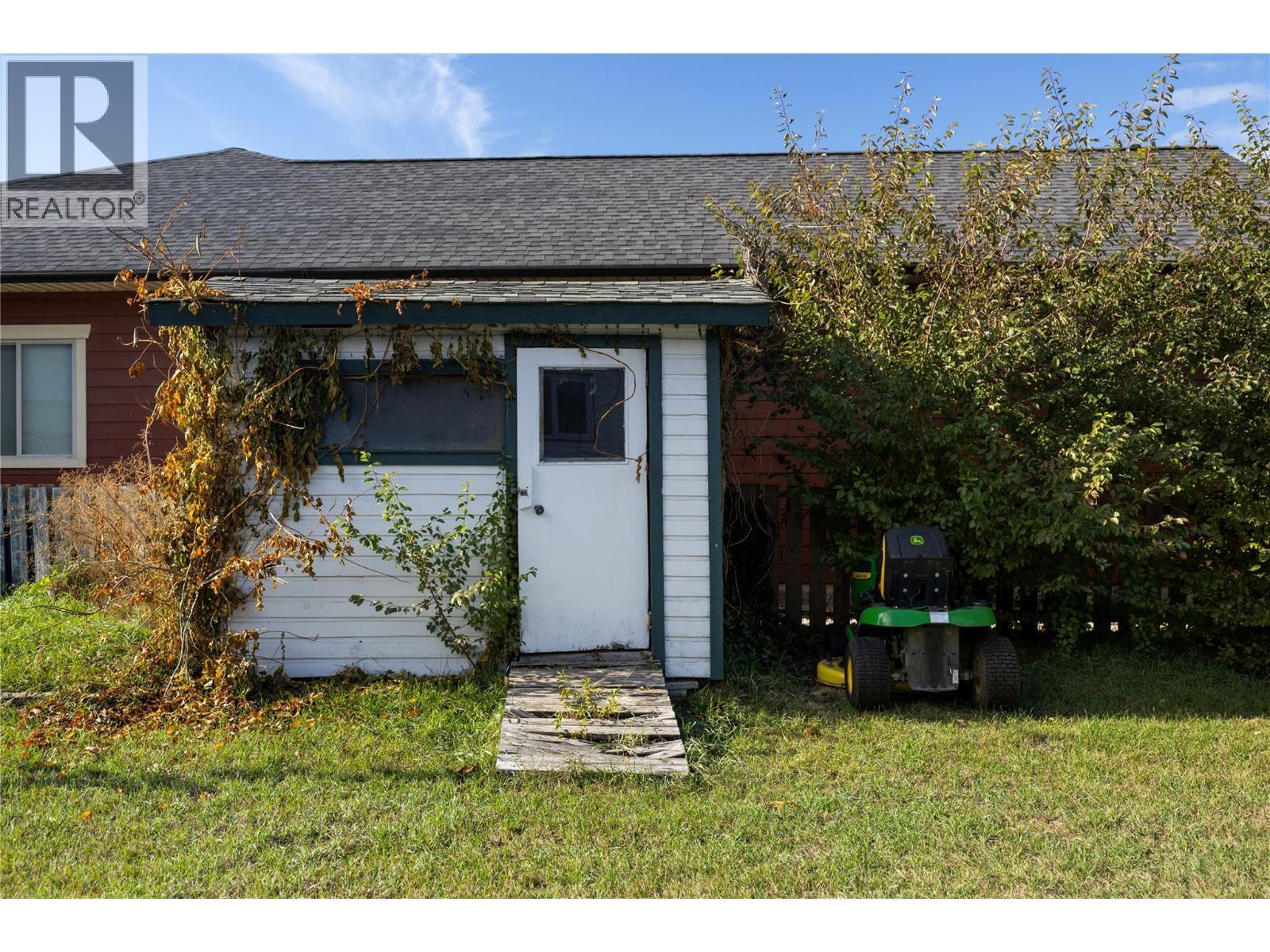 GARDEN SHED - 3035 Hayden Drive, Armstrong, BC - Outdoor