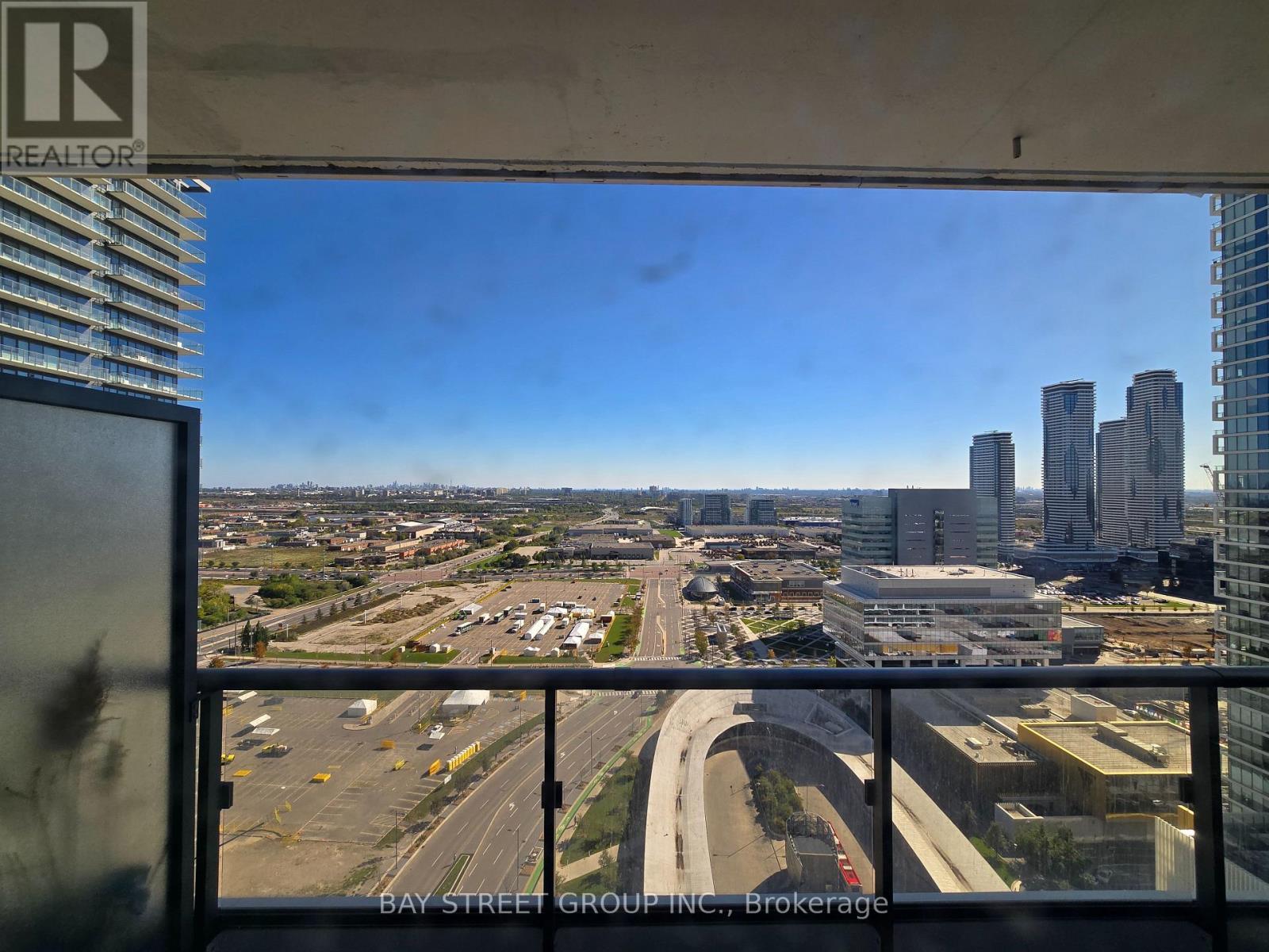 2708 - 950 Portage Parkway, Vaughan, ON - Outdoor With View