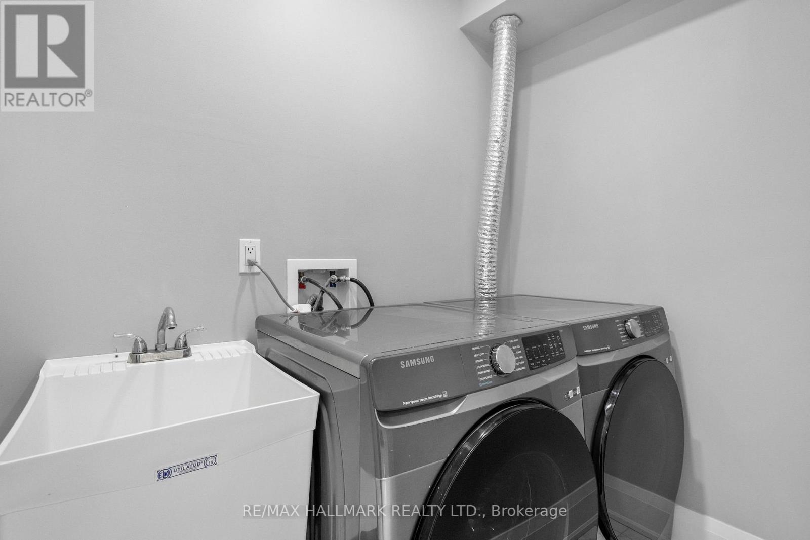 Bsmt - 1405 Concession 7 Road, Clarington, ON - Indoor Photo Showing Laundry Room