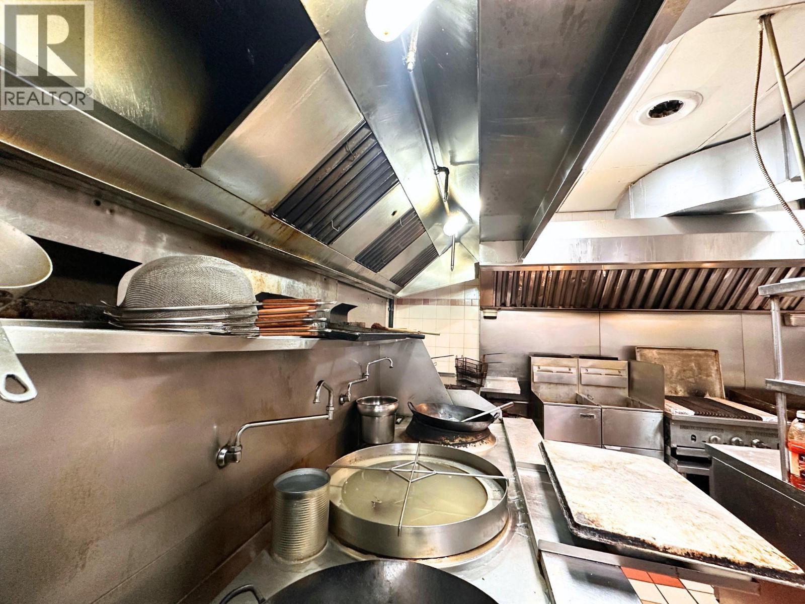 2957 Cambie Street, Vancouver, BC