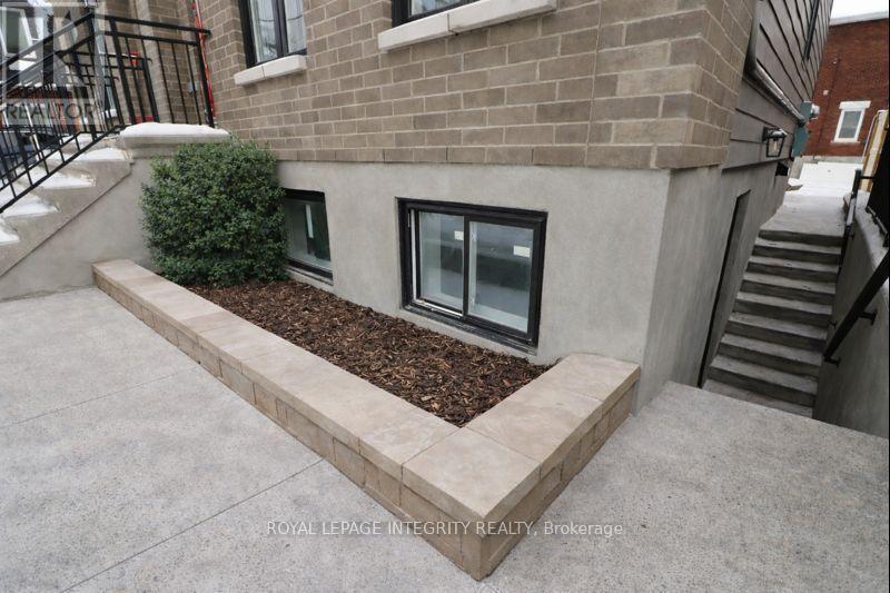 9 Gwynne Avenue, Ottawa, ON - Outdoor With Exterior