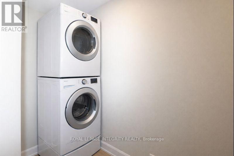 9 Gwynne Avenue, Ottawa, ON - Indoor Photo Showing Laundry Room