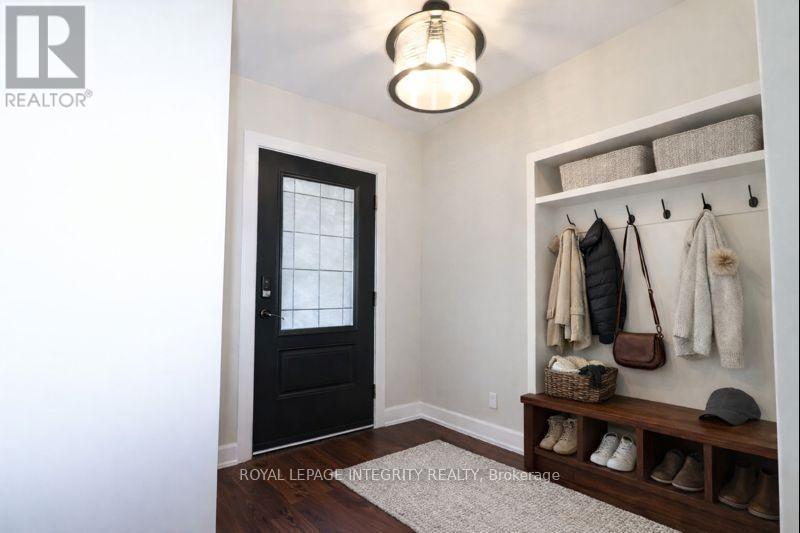 9 Gwynne Avenue, Ottawa, ON - Indoor Photo Showing Other Room