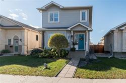 740 Ashworth ST  Winnipeg, MB R2N 4C3