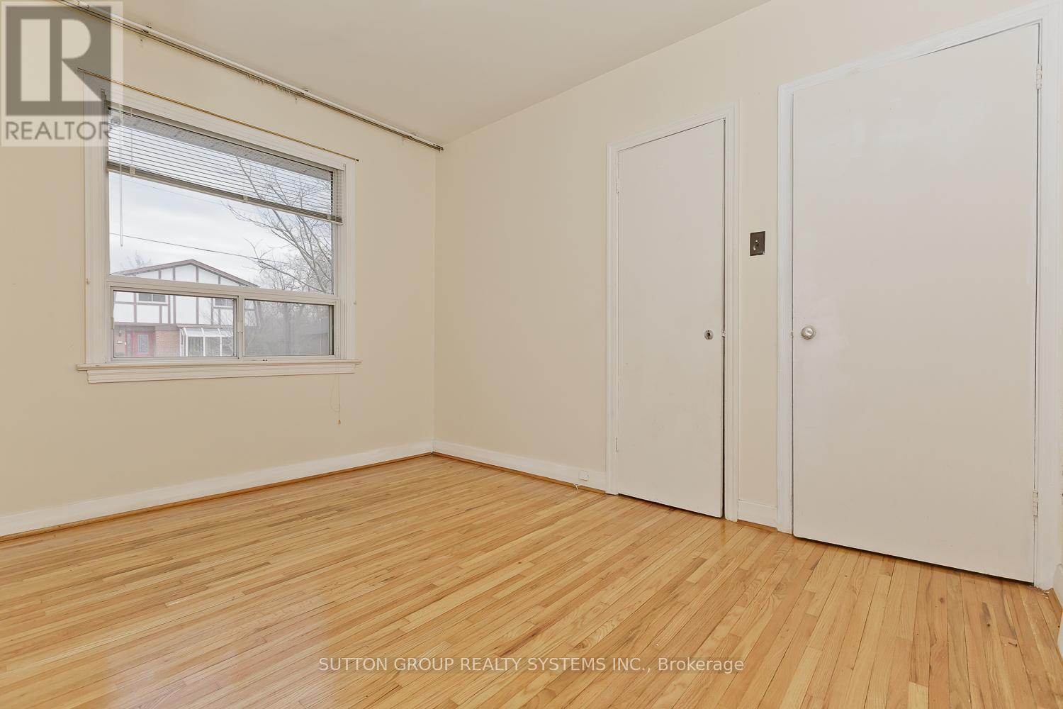 11 Helsby Crescent, Toronto, ON - Indoor Photo Showing Other Room