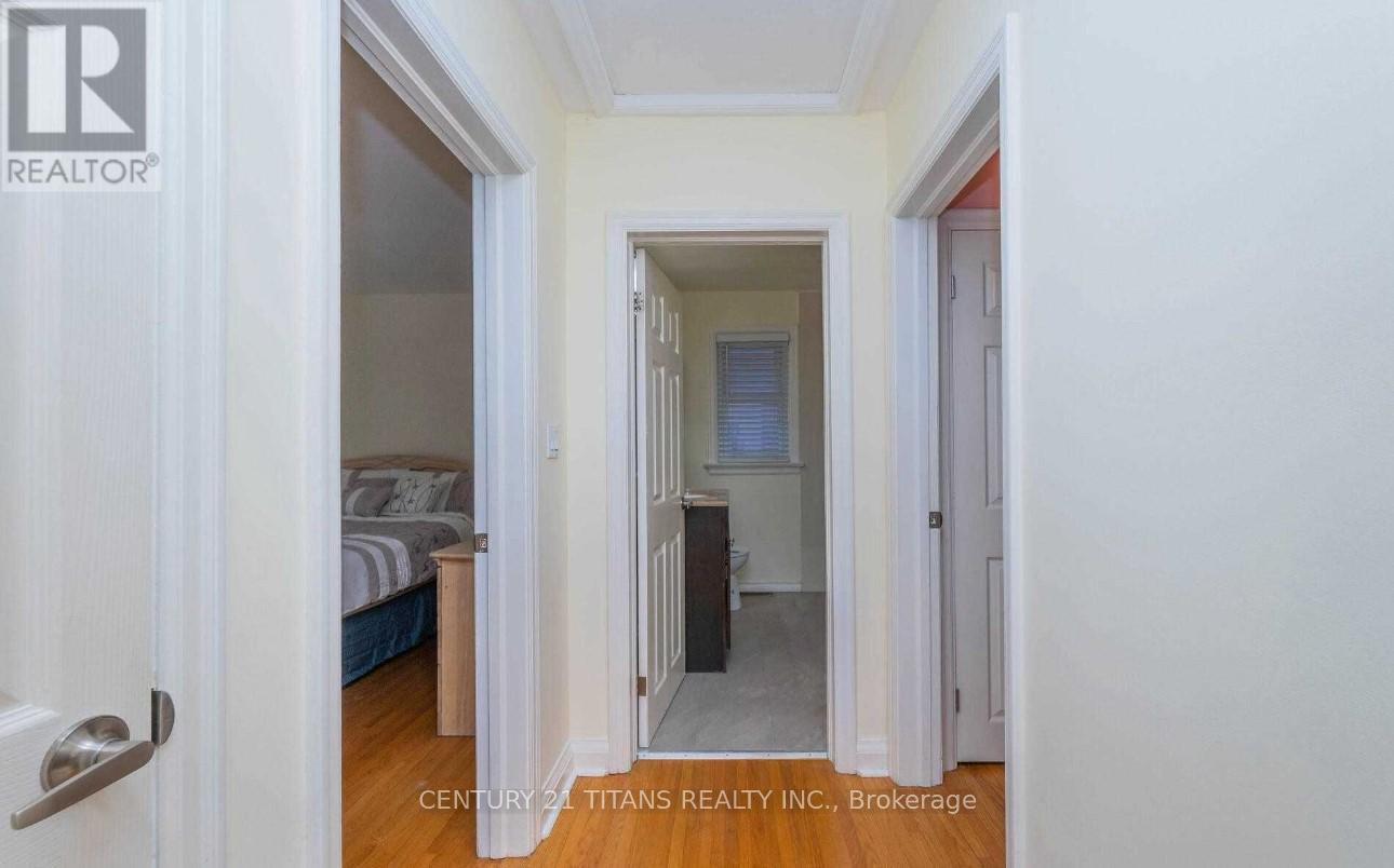 (Main) - 808 Eastglen Drive, Oshawa, ON - Indoor Photo Showing Other Room