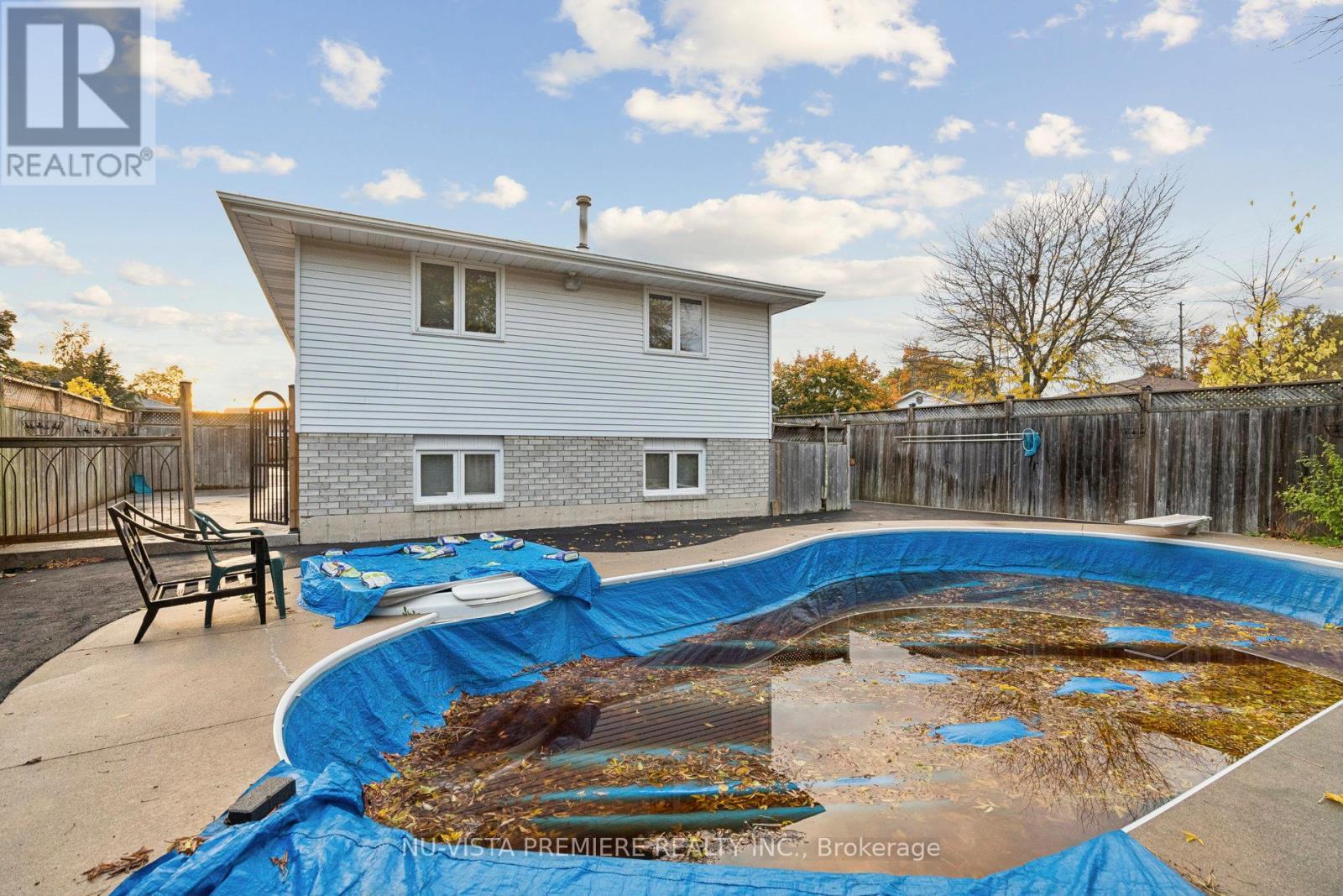 1 Osijek Crescent, Brantford, ON - Outdoor With In Ground Pool
