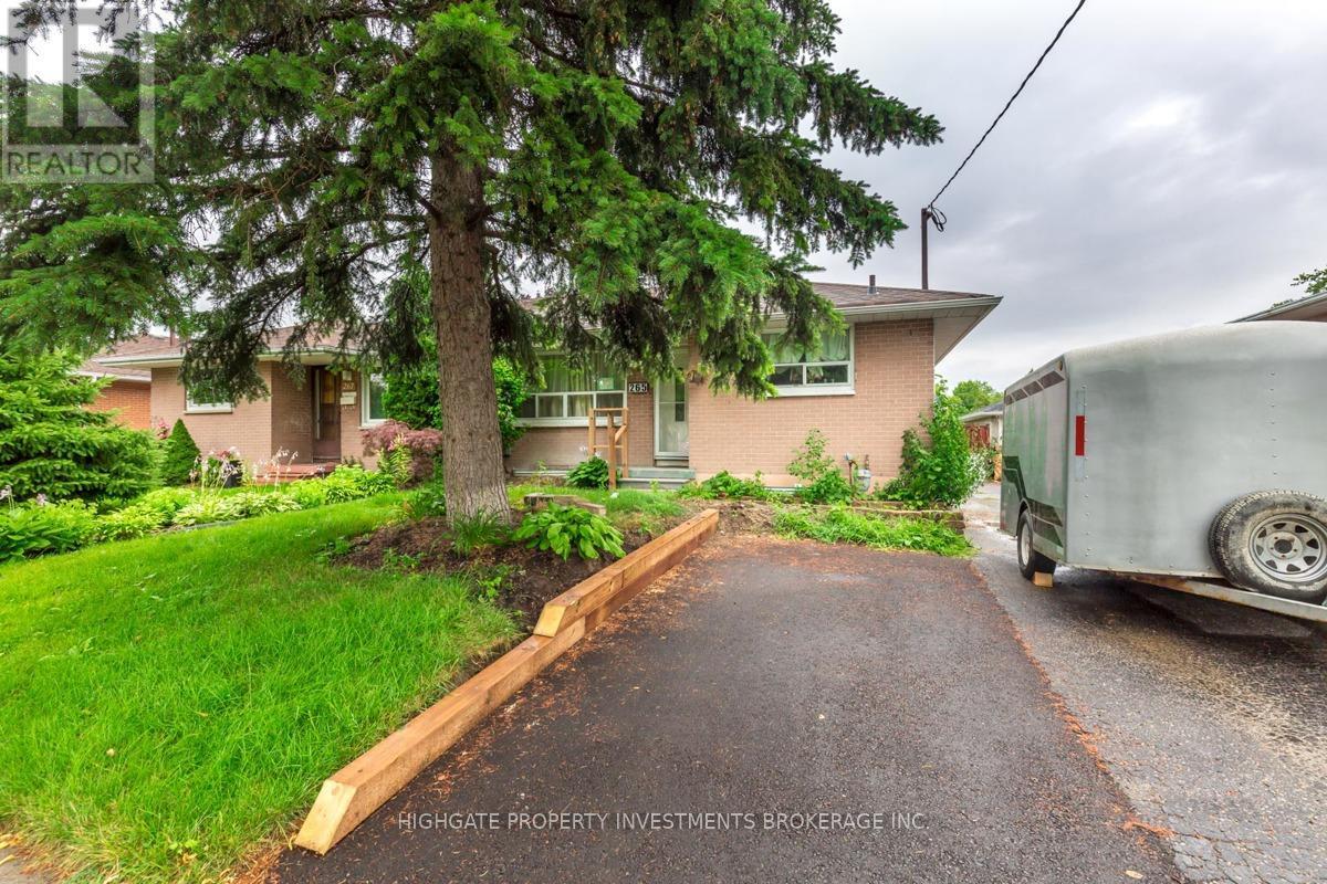 Lower - 265 Trent Street, Oshawa, ON - Outdoor