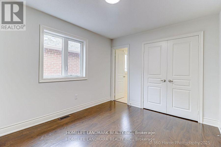 16 Beechborough Crescent, East Gwillimbury, ON - Indoor Photo Showing Other Room