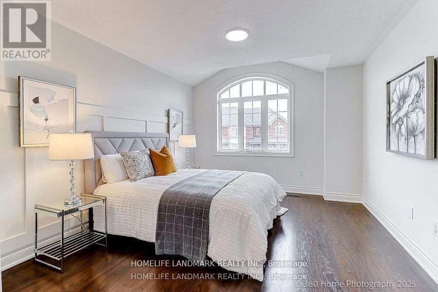 16 Beechborough Crescent, East Gwillimbury, ON - Indoor Photo Showing Bedroom
