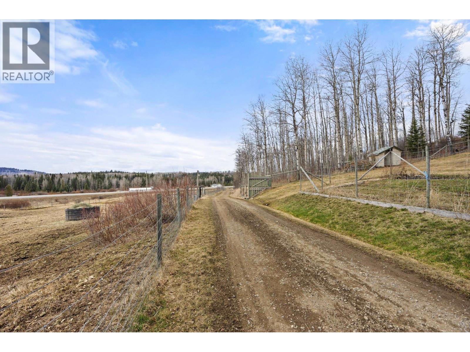 8261 Little Fort 24 Highway, Lone Butte, BC - Outdoor With View