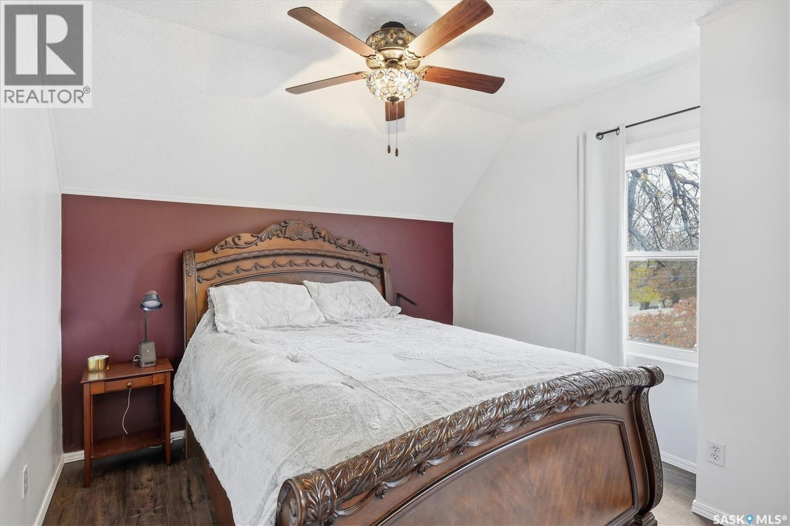201 28Th Street W, Saskatoon, SK - Indoor Photo Showing Bedroom
