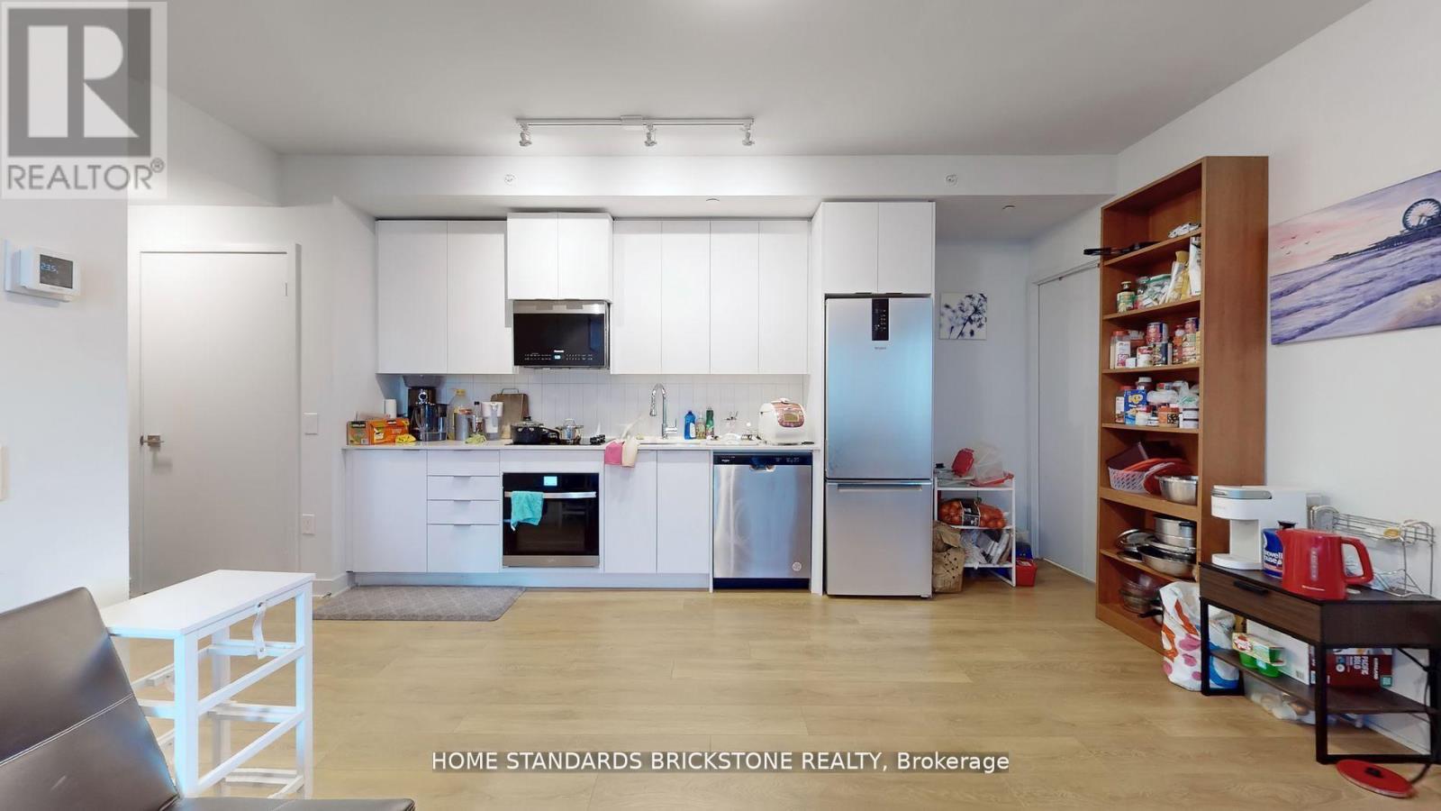 3501 - 2920 Highway 7 Road, Vaughan, ON - Indoor