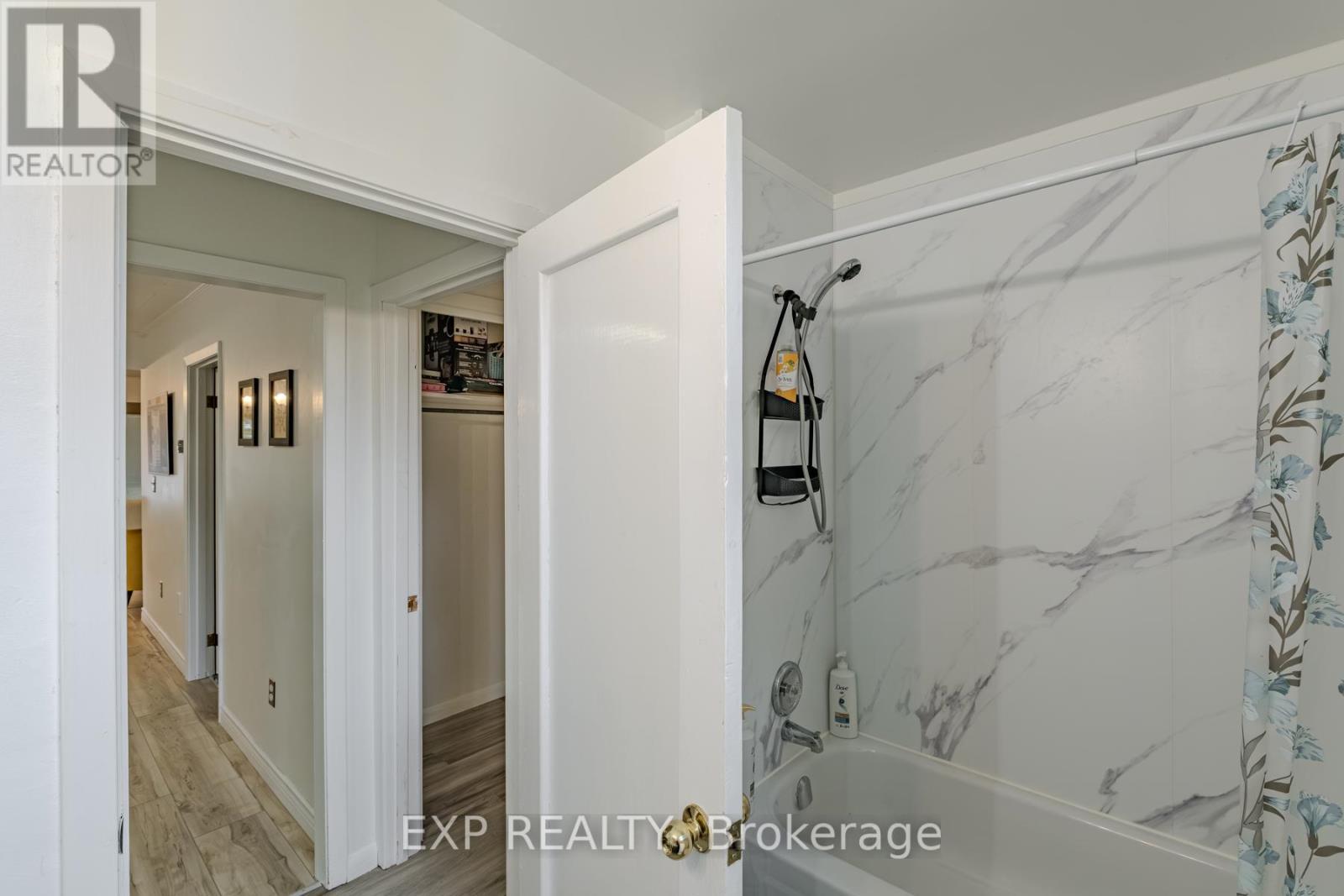 15 Park Lane Crescent, Norfolk, ON -