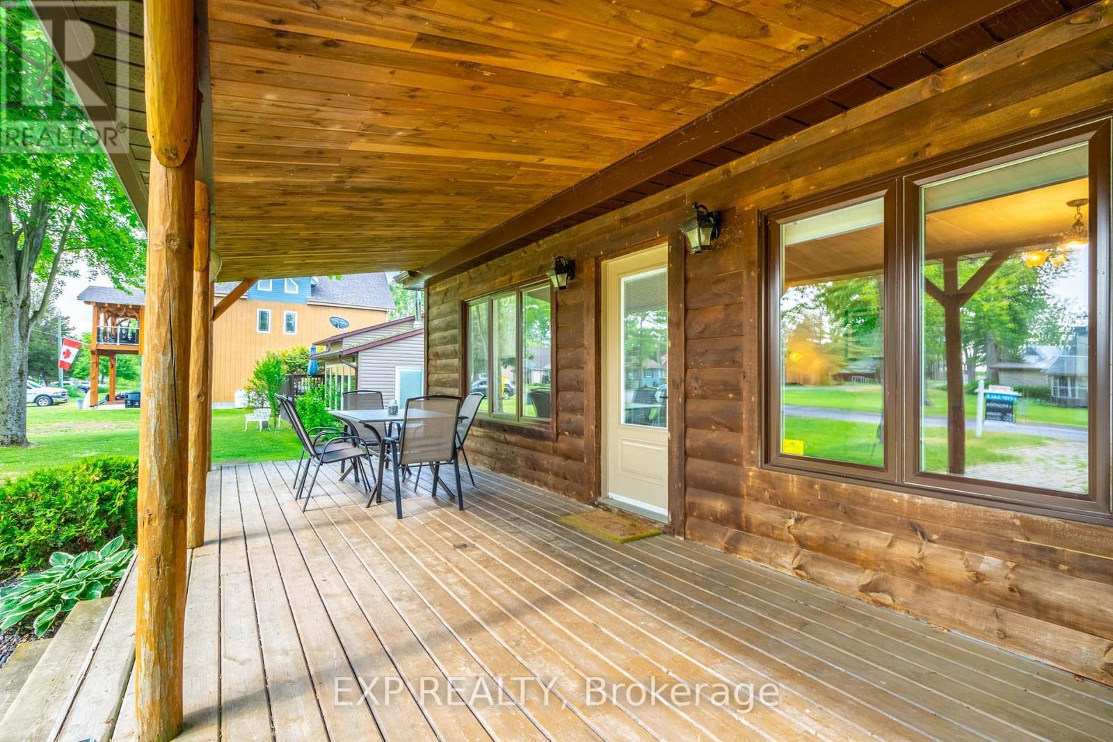 15 Park Lane Crescent, Norfolk, ON - Outdoor With Deck Patio Veranda With Exterior