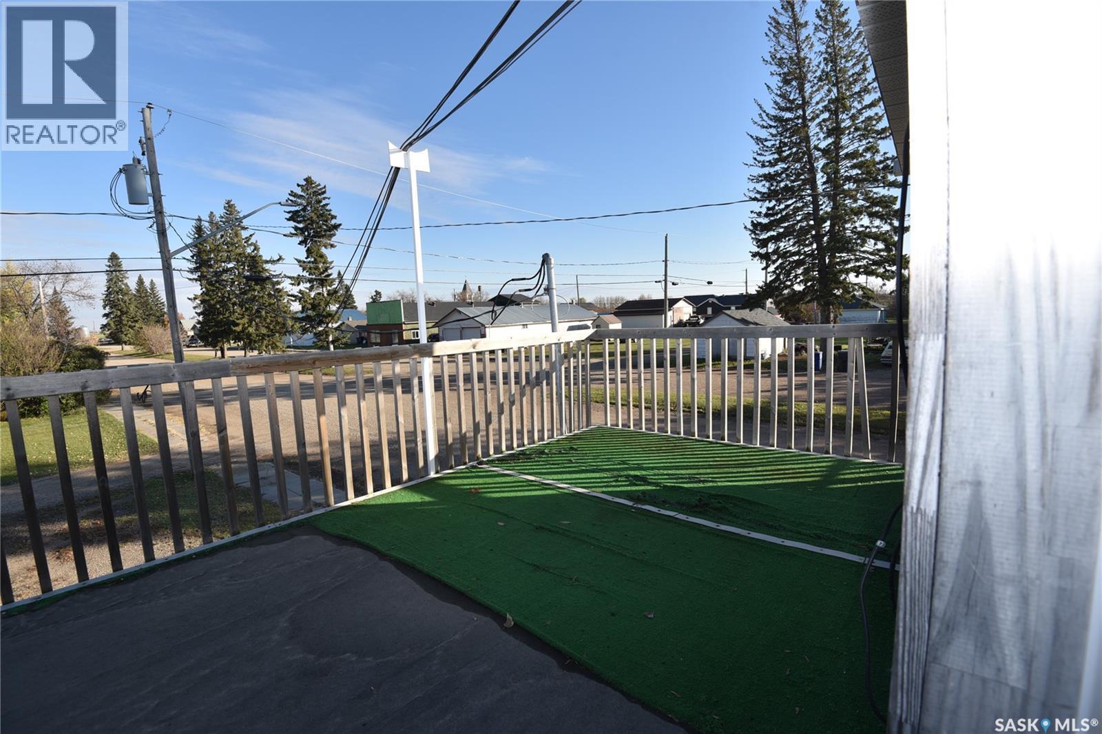 200-206 Railway Avenue, Codette, SK