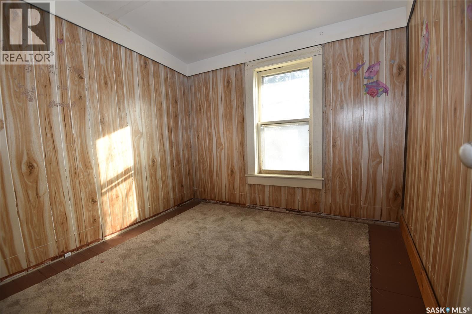 200-206 Railway Avenue, Codette, SK